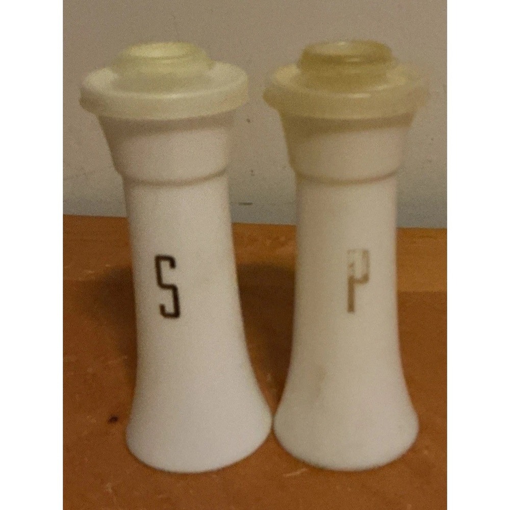 Vtg TUPPERWARE Hourglass Salt & Pepper Shakers 6" Tall Silver‎ Letters
